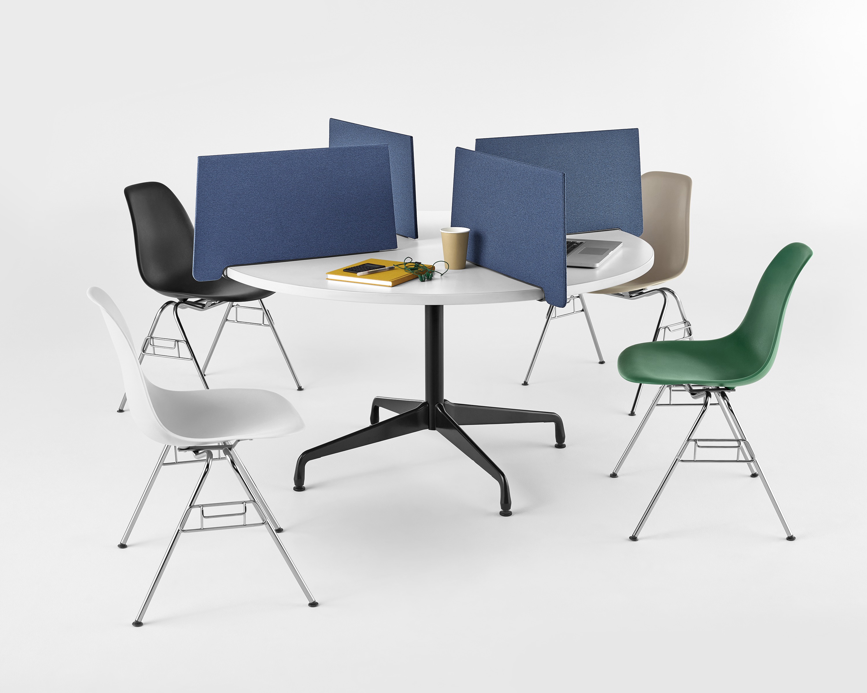 培训家具|布面培训椅|办公家具|球友会（中国）家具|伊姆斯®塑料餐椅